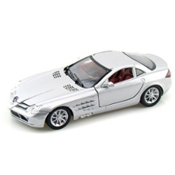 MOTORMAX - MERCEDES BENZ SLR MCLAREN SILVER 1:24